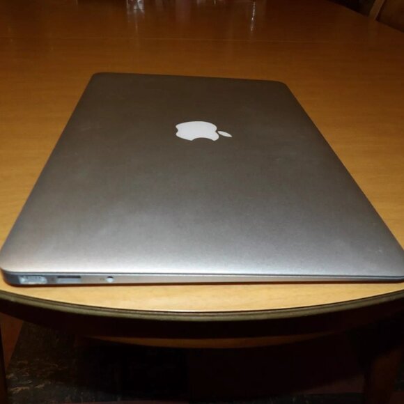 Apple MacBook Air 13.3 (A1369)  Laptop Plus Apple + Charger! - Picture 9 of 11